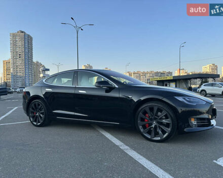 Черный Тесла Модель С, объемом двигателя 0 л и пробегом 45 тыс. км за 29999 $, фото 3 на Automoto.ua