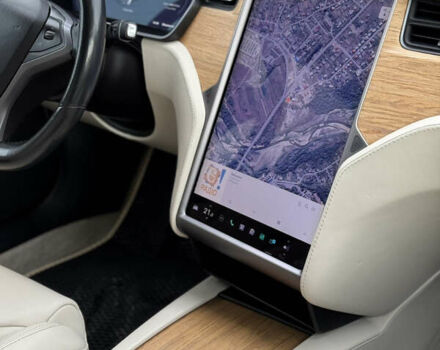 Чорний Тесла Модель С, об'ємом двигуна 0 л та пробігом 147 тис. км за 23999 $, фото 35 на Automoto.ua