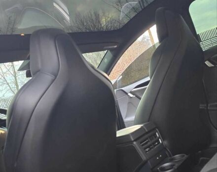 Черный Тесла Модель С, объемом двигателя 0 л и пробегом 126 тыс. км за 22900 $, фото 16 на Automoto.ua