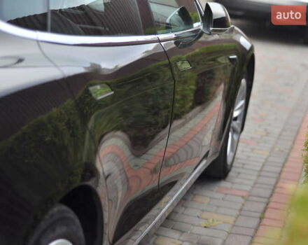 Черный Тесла Модель С, объемом двигателя 0 л и пробегом 98 тыс. км за 27000 $, фото 17 на Automoto.ua