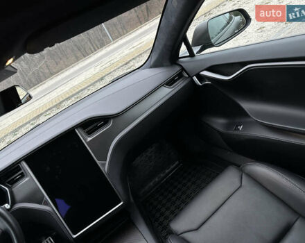 Черный Тесла Модель С, объемом двигателя 0 л и пробегом 112 тыс. км за 27500 $, фото 30 на Automoto.ua