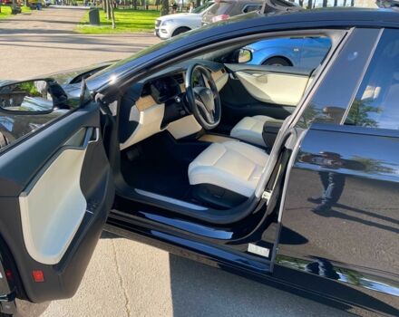 Чорний Тесла Модель С, об'ємом двигуна 0 л та пробігом 70 тис. км за 28900 $, фото 12 на Automoto.ua