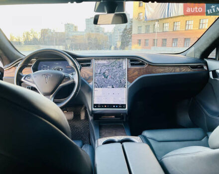 Черный Тесла Модель С, объемом двигателя 0 л и пробегом 65 тыс. км за 24500 $, фото 13 на Automoto.ua