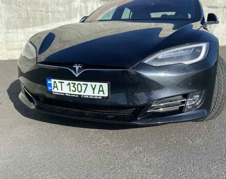 Черный Тесла Модель С, объемом двигателя 0 л и пробегом 135 тыс. км за 24000 $, фото 1 на Automoto.ua