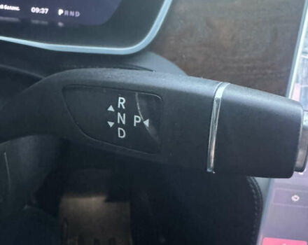 Черный Тесла Модель С, объемом двигателя 0 л и пробегом 136 тыс. км за 18650 $, фото 18 на Automoto.ua