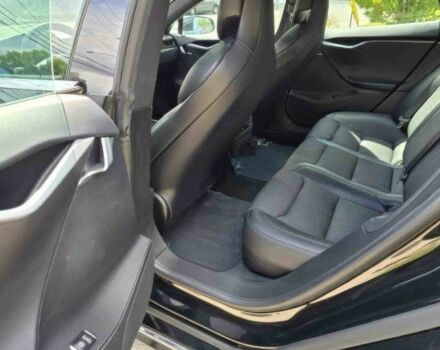 Тесла Модель С 2019 в Житомире на Automoto.ua Черный Тесла Модель С, объемом двигателя 0 л и пробегом 45 тыс. км за 13700 $, фото 9 на Automoto.ua