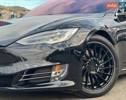 Чорний Тесла Модель С, об'ємом двигуна 0 л та пробігом 68 тис. км за 34900 $, фото 8 на Automoto.ua