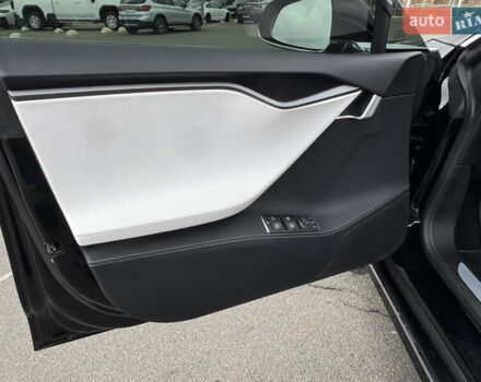 Чорний Тесла Модель С, об'ємом двигуна 0 л та пробігом 59 тис. км за 27900 $, фото 23 на Automoto.ua