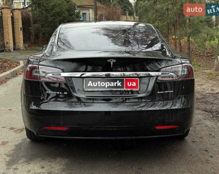 Черный Тесла Модель С, объемом двигателя 0 л и пробегом 64 тыс. км за 21490 $, фото 7 на Automoto.ua