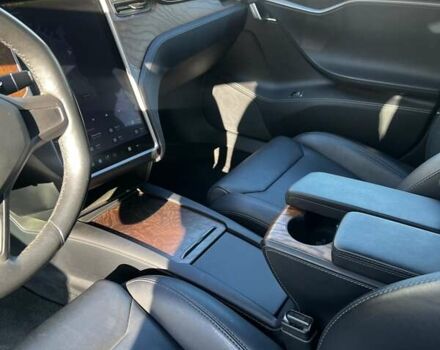 Черный Тесла Модель С, объемом двигателя 0 л и пробегом 118 тыс. км за 25700 $, фото 20 на Automoto.ua