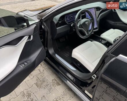 Черный Тесла Модель С, объемом двигателя 0 л и пробегом 98 тыс. км за 24900 $, фото 35 на Automoto.ua
