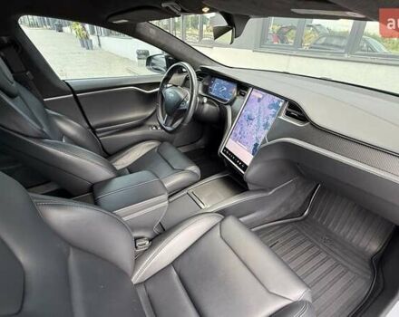 Черный Тесла Модель С, объемом двигателя 0 л и пробегом 44 тыс. км за 35500 $, фото 42 на Automoto.ua