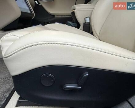 Чорний Тесла Модель С, об'ємом двигуна 0 л та пробігом 101 тис. км за 25499 $, фото 28 на Automoto.ua