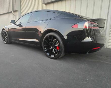 Черный Тесла Модель С, объемом двигателя 0 л и пробегом 44 тыс. км за 13200 $, фото 4 на Automoto.ua