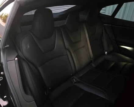 Черный Тесла Модель С, объемом двигателя 0 л и пробегом 44 тыс. км за 13200 $, фото 11 на Automoto.ua