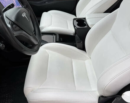 Черный Тесла Модель С, объемом двигателя 0 л и пробегом 98 тыс. км за 24900 $, фото 39 на Automoto.ua