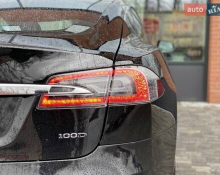 Черный Тесла Модель С, объемом двигателя 0 л и пробегом 71 тыс. км за 26790 $, фото 9 на Automoto.ua