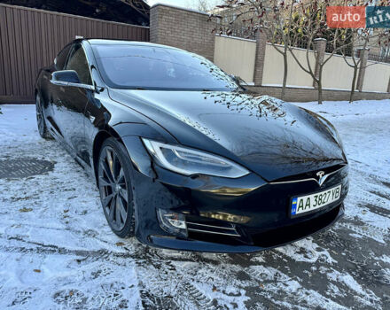 Чорний Тесла Модель С, об'ємом двигуна 0 л та пробігом 43 тис. км за 31500 $, фото 5 на Automoto.ua