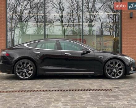 Черный Тесла Модель С, объемом двигателя 0 л и пробегом 71 тыс. км за 26790 $, фото 5 на Automoto.ua