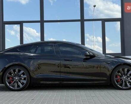 Черный Тесла Модель С, объемом двигателя 0 л и пробегом 44 тыс. км за 35500 $, фото 9 на Automoto.ua