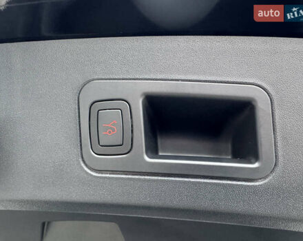 Черный Тесла Модель С, объемом двигателя 0 л и пробегом 98 тыс. км за 24900 $, фото 46 на Automoto.ua