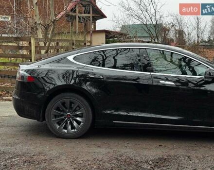 Черный Тесла Модель С, объемом двигателя 0 л и пробегом 64 тыс. км за 21490 $, фото 4 на Automoto.ua