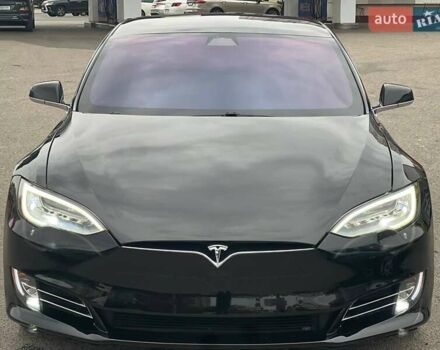 Черный Тесла Модель С, объемом двигателя 0 л и пробегом 67 тыс. км за 34900 $, фото 6 на Automoto.ua
