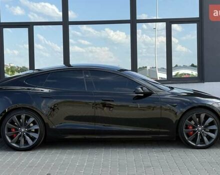 Черный Тесла Модель С, объемом двигателя 0 л и пробегом 44 тыс. км за 35500 $, фото 10 на Automoto.ua