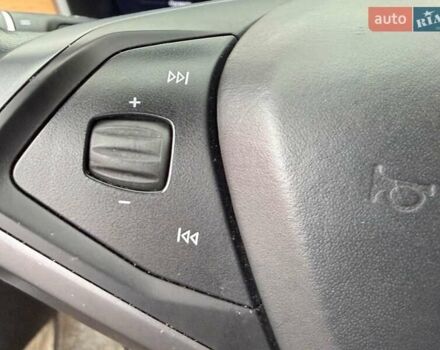 Черный Тесла Модель С, объемом двигателя 0 л и пробегом 101 тыс. км за 28000 $, фото 78 на Automoto.ua