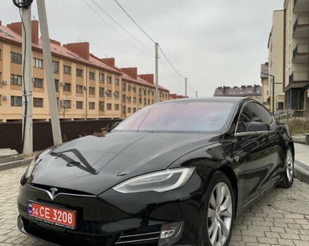 Черный Тесла Модель С, объемом двигателя 0 л и пробегом 193 тыс. км за 23300 $, фото 2 на Automoto.ua