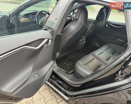 Черный Тесла Модель С, объемом двигателя 0 л и пробегом 91 тыс. км за 24000 $, фото 8 на Automoto.ua