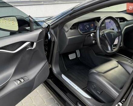 Черный Тесла Модель С, объемом двигателя 0 л и пробегом 44 тыс. км за 35500 $, фото 28 на Automoto.ua