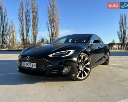 Чорний Тесла Модель С, об'ємом двигуна 0 л та пробігом 43 тис. км за 31500 $, фото 6 на Automoto.ua