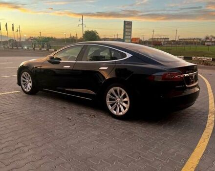 Черный Тесла Модель С, объемом двигателя 0 л и пробегом 118 тыс. км за 25700 $, фото 2 на Automoto.ua