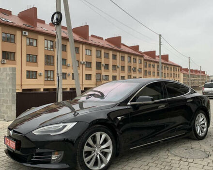 Черный Тесла Модель С, объемом двигателя 0 л и пробегом 193 тыс. км за 23300 $, фото 5 на Automoto.ua