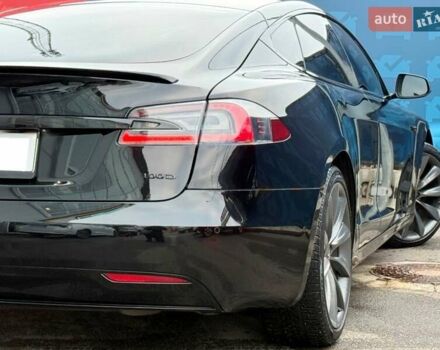 Черный Тесла Модель С, объемом двигателя 0 л и пробегом 101 тыс. км за 28000 $, фото 20 на Automoto.ua