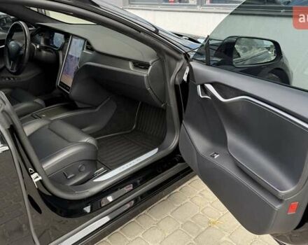 Черный Тесла Модель С, объемом двигателя 0 л и пробегом 44 тыс. км за 35500 $, фото 41 на Automoto.ua