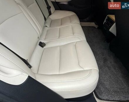 Черный Тесла Модель С, объемом двигателя 0 л и пробегом 101 тыс. км за 28000 $, фото 66 на Automoto.ua