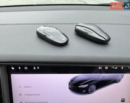 Черный Тесла Модель С, объемом двигателя 0 л и пробегом 98 тыс. км за 24900 $, фото 33 на Automoto.ua