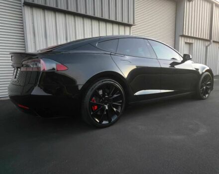 Черный Тесла Модель С, объемом двигателя 0 л и пробегом 44 тыс. км за 13200 $, фото 6 на Automoto.ua