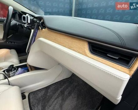 Чорний Тесла Модель С, об'ємом двигуна 0 л та пробігом 101 тис. км за 25499 $, фото 46 на Automoto.ua