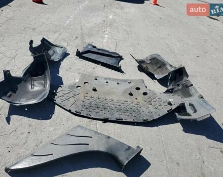 Черный Тесла Модель С, объемом двигателя 0 л и пробегом 128 тыс. км за 8900 $, фото 12 на Automoto.ua