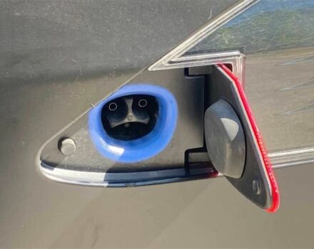 Черный Тесла Модель С, объемом двигателя 0 л и пробегом 38 тыс. км за 22600 $, фото 15 на Automoto.ua