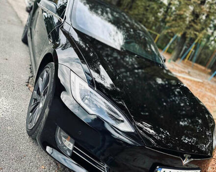 Черный Тесла Модель С, объемом двигателя 0 л и пробегом 34 тыс. км за 35500 $, фото 34 на Automoto.ua