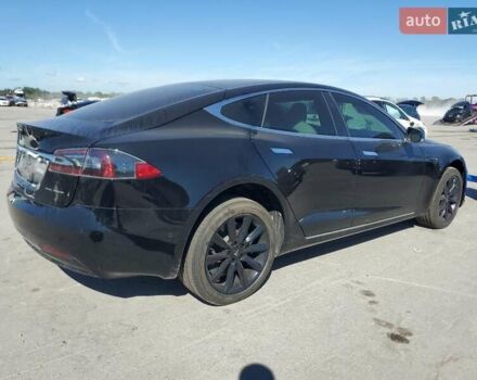 Черный Тесла Модель С, объемом двигателя 0 л и пробегом 128 тыс. км за 8900 $, фото 2 на Automoto.ua