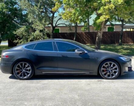 Черный Тесла Модель С, объемом двигателя 0 л и пробегом 38 тыс. км за 22600 $, фото 6 на Automoto.ua