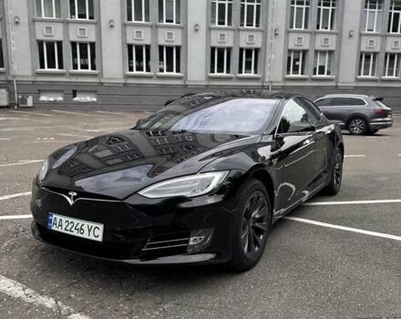 Черный Тесла Модель С, объемом двигателя 0 л и пробегом 90 тыс. км за 32000 $, фото 2 на Automoto.ua