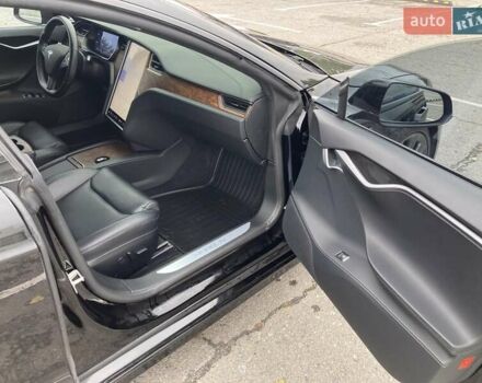 Чорний Тесла Модель С, об'ємом двигуна 0 л та пробігом 65 тис. км за 35500 $, фото 8 на Automoto.ua