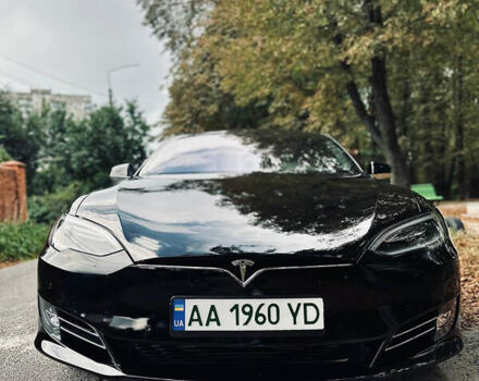 Черный Тесла Модель С, объемом двигателя 0 л и пробегом 34 тыс. км за 35500 $, фото 35 на Automoto.ua