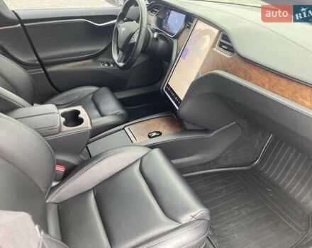 Чорний Тесла Модель С, об'ємом двигуна 0 л та пробігом 65 тис. км за 35500 $, фото 10 на Automoto.ua